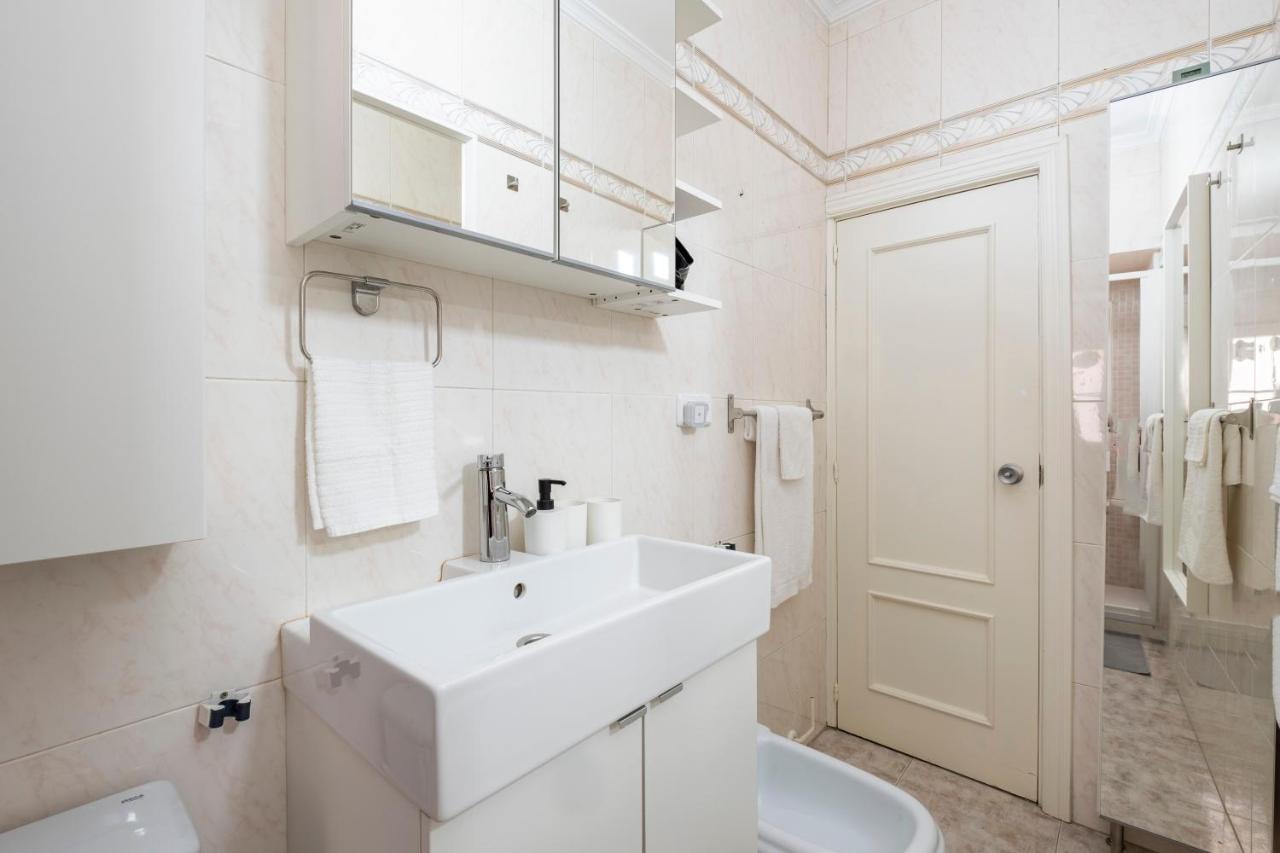Madrid Center Room Private 7 Minutes Or 4 Metro Stops Extérieur photo
